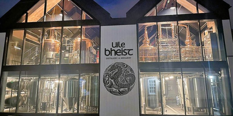 Uile-bheist distillery