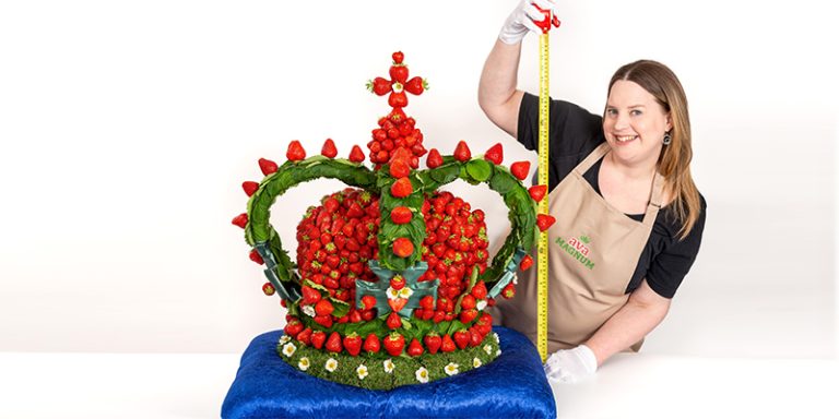 Giant strawberry crown