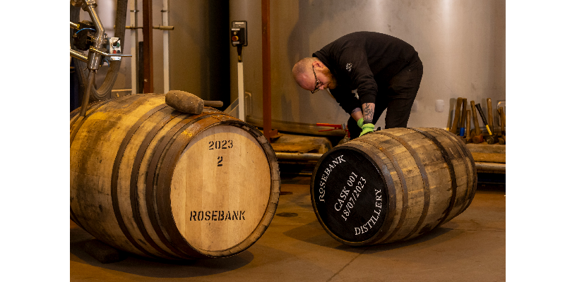You are currently viewing Rosebank Distillery restarts production after 30 years